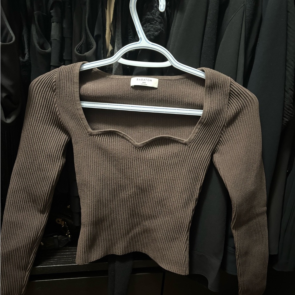 Aritzia brand new long sleeve